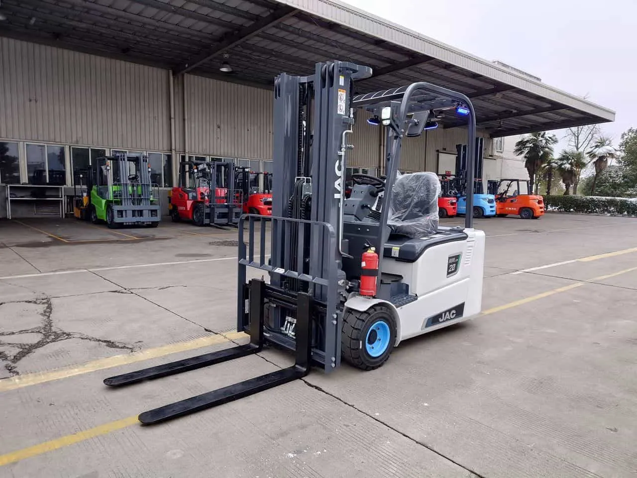 JAC Forklift 1